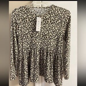 Gaze Animal Print Long Sleeve babydoll Top XS NWT
